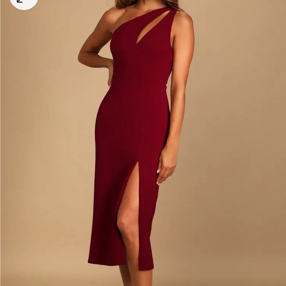 Lulus cocktail club burgundy one shoulder midi dress
